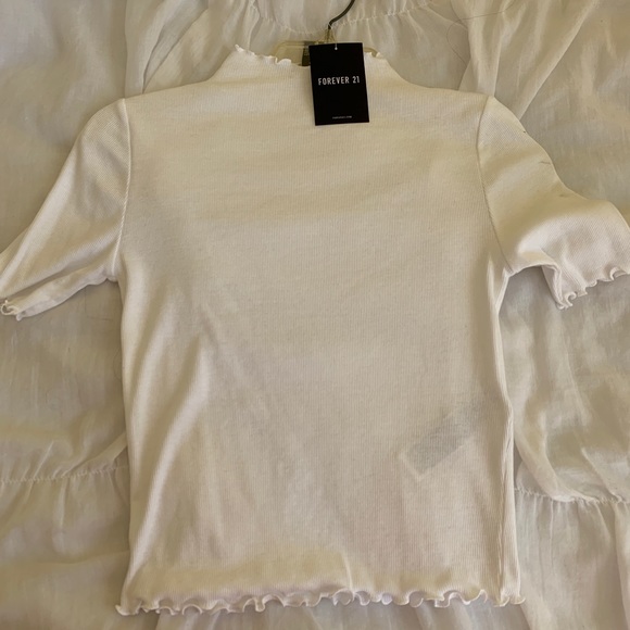 white ruffle tee - Picture 1 of 3